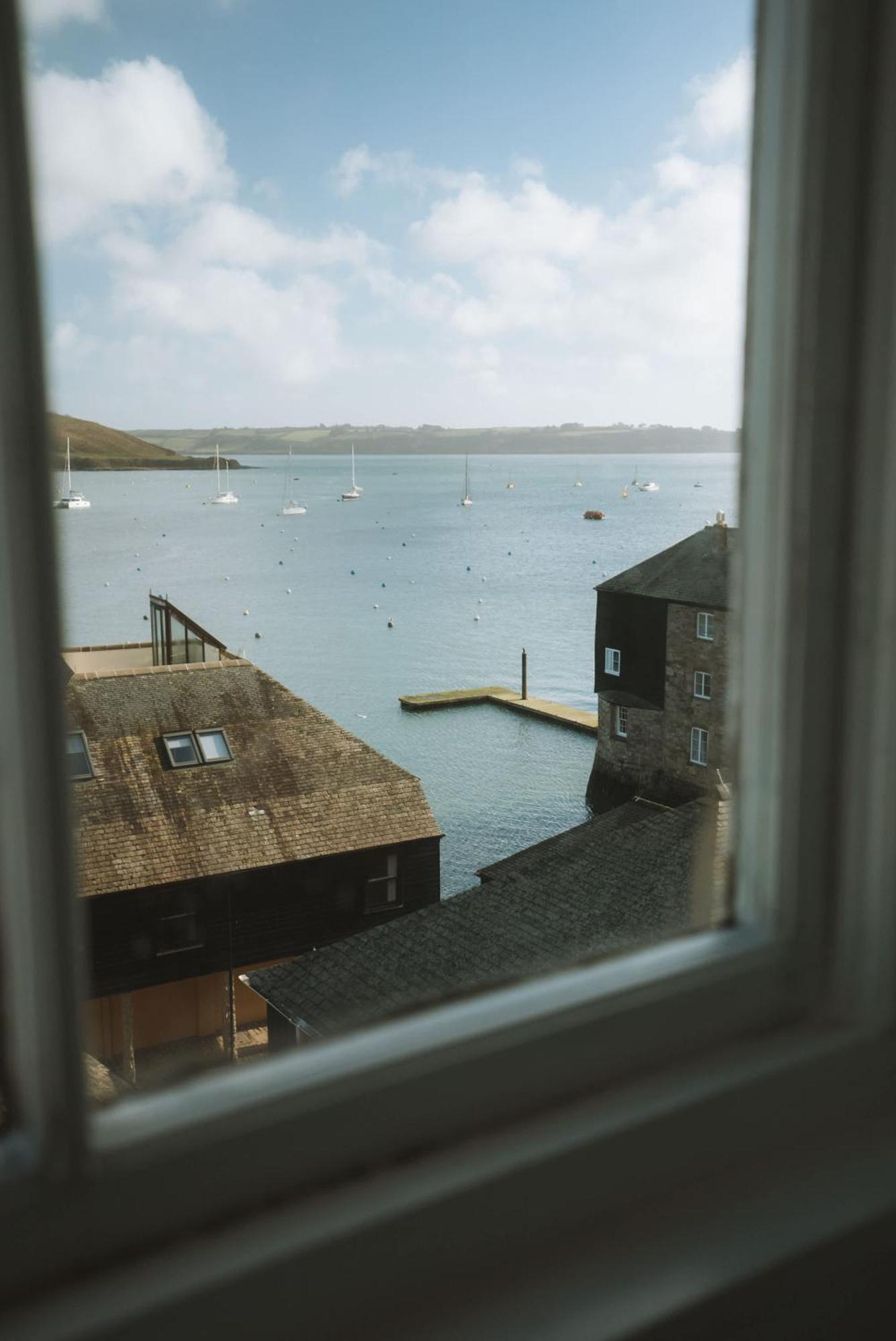 Breathtaking High Street Townhouse With Stunning Sea Views At 'The Old Fishermans Townhouse' Falmouth Dış mekan fotoğraf